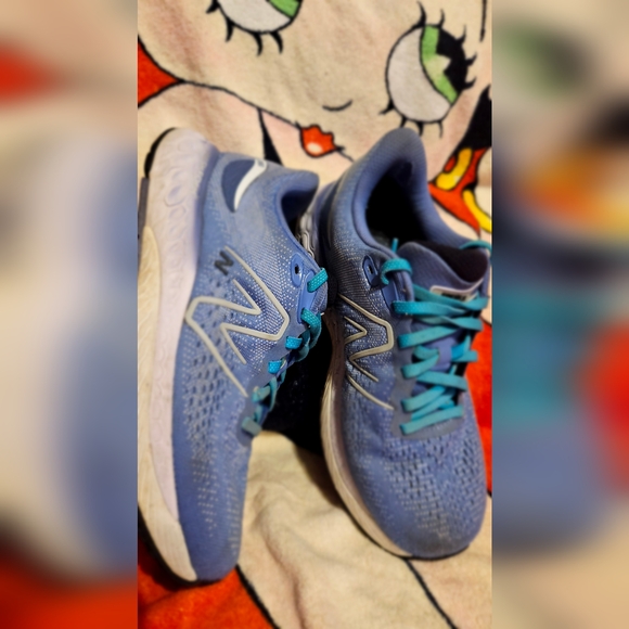 NEW BALANCE 880v12 foam- Lavender sz8 Running Shoes - Picture 2 of 15